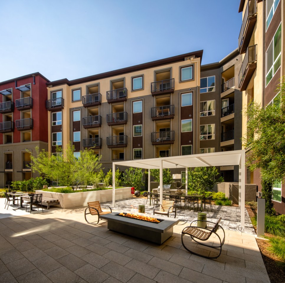 Clarendon Apartments Image 3