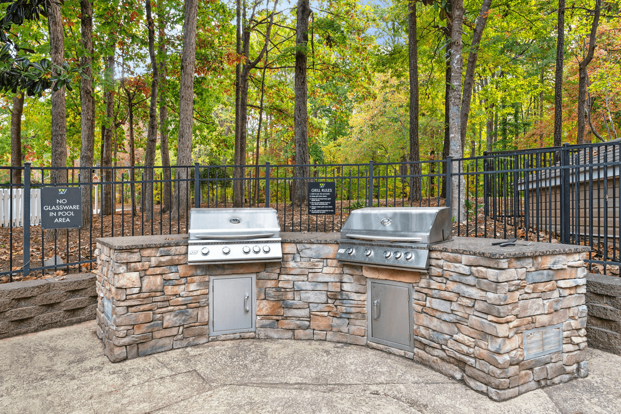Oak Hollow Apartments Image 3