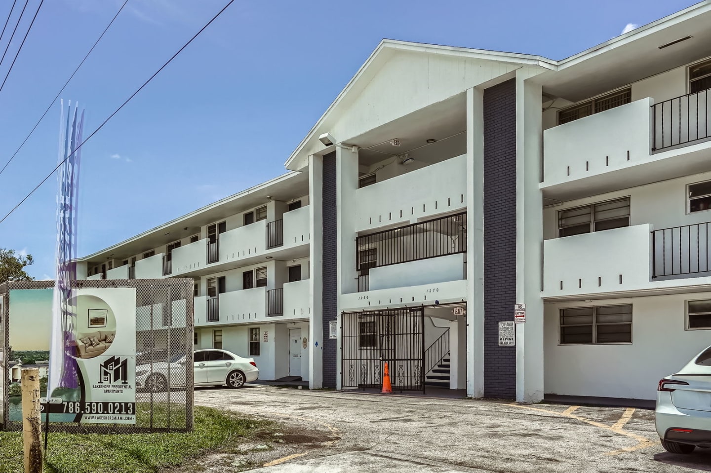 Lakeshore Presidential Apartments Image 18