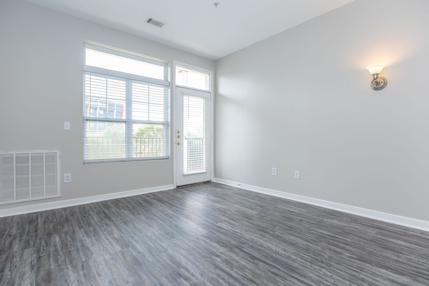 The Arlo Apartment Homes Image 36