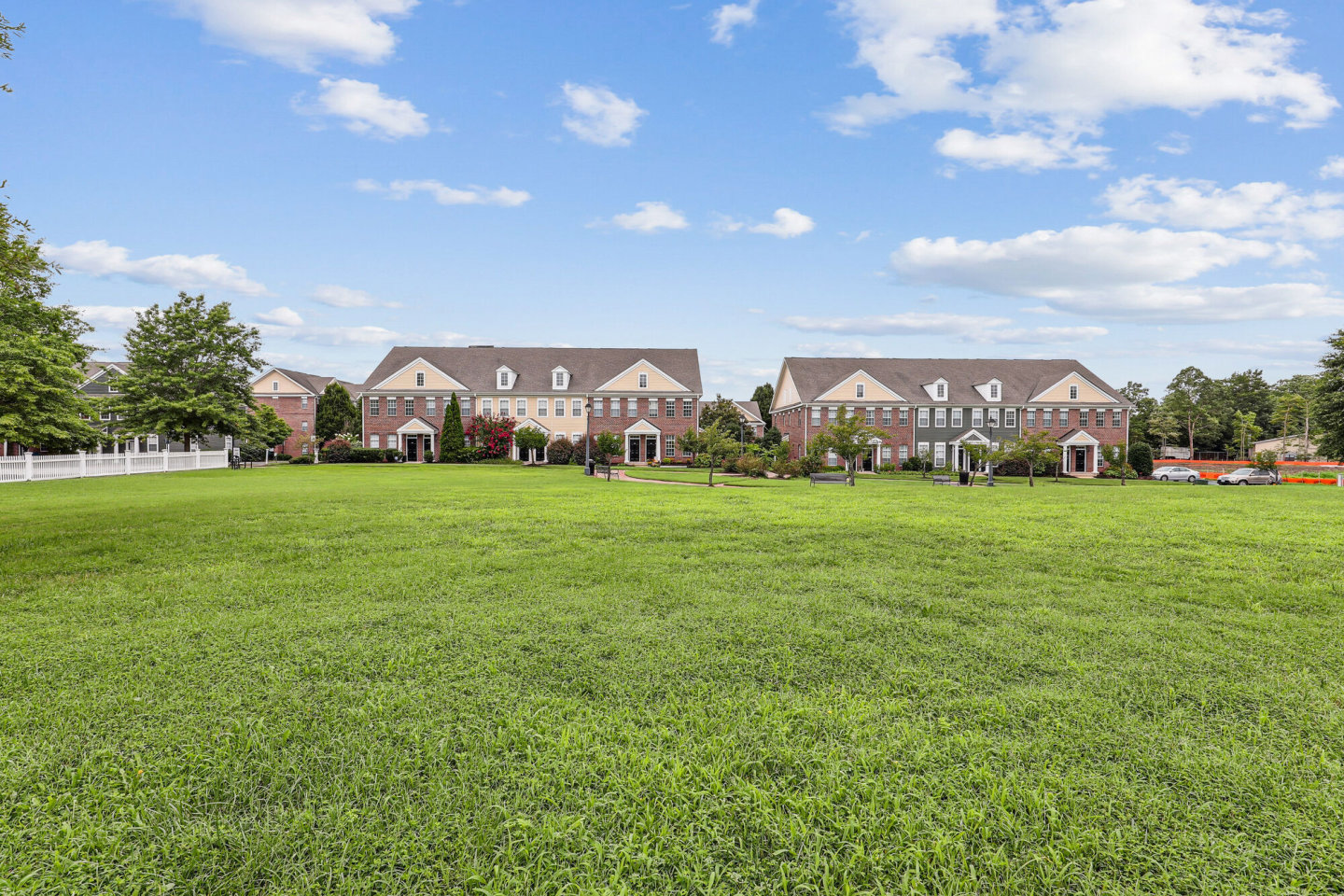 The Pointe at New Town Image 23