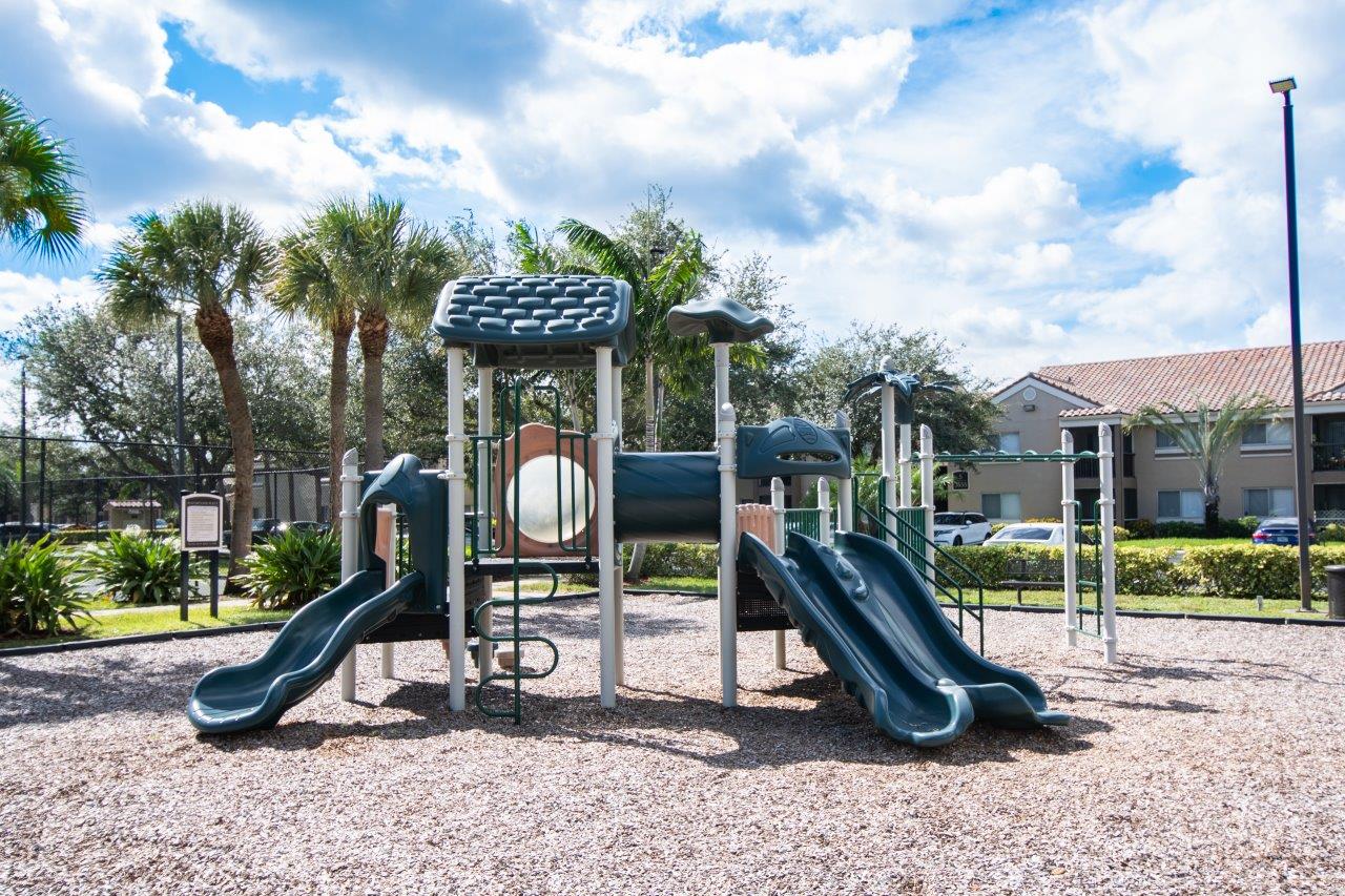 Legacy at Palm Aire Image 24