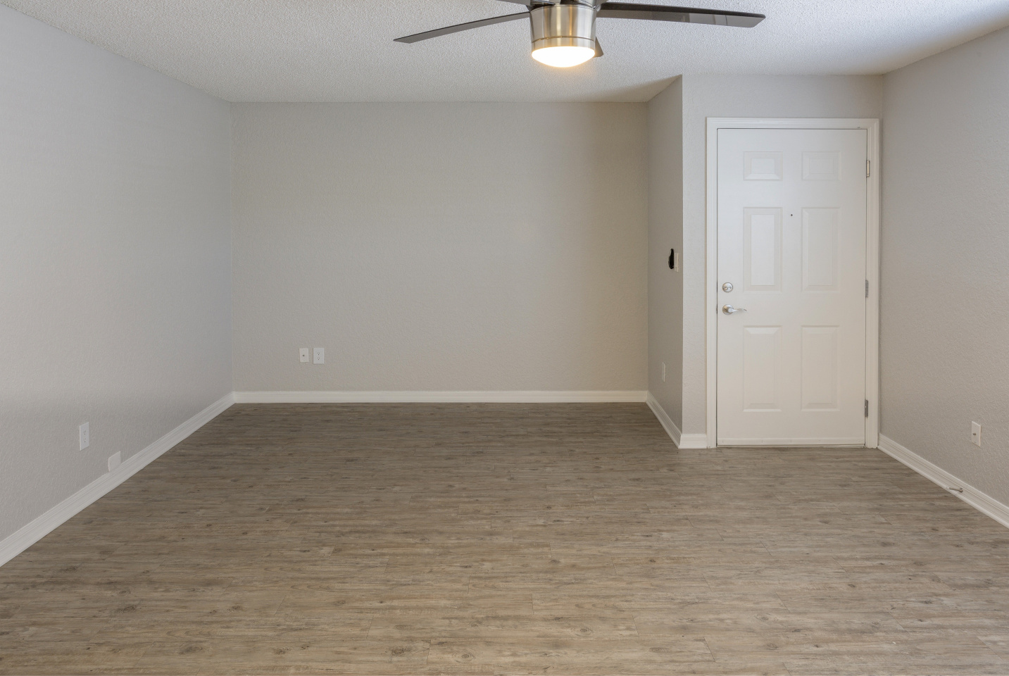 Westshore Flats Image 25