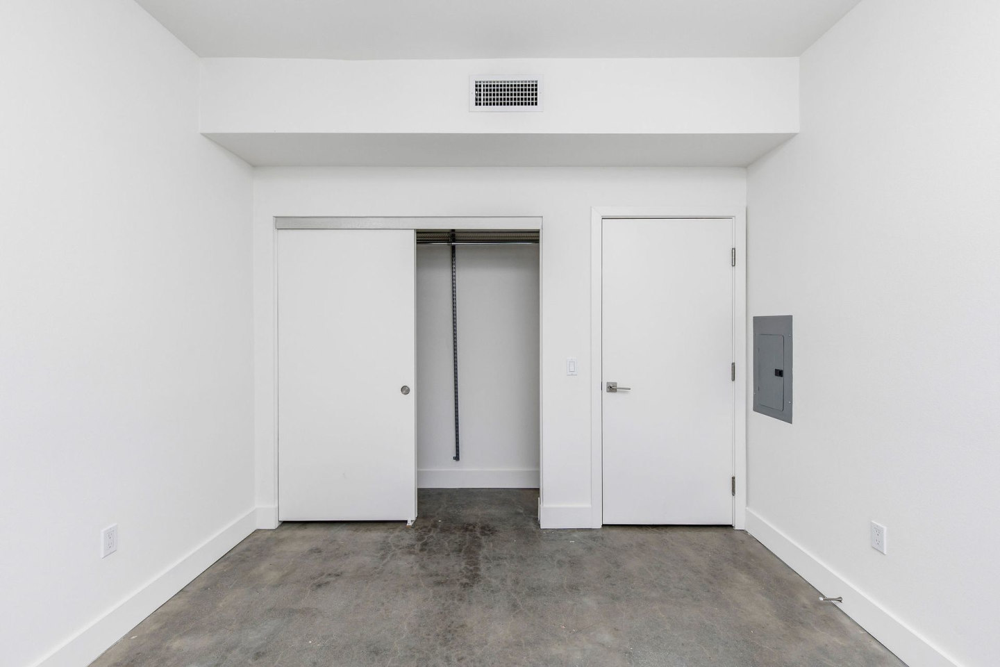 H Wood Apartments Image 37