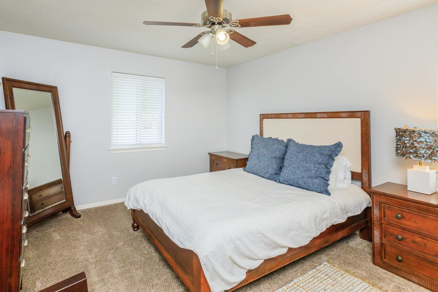 Riverview North Apartments Image 6