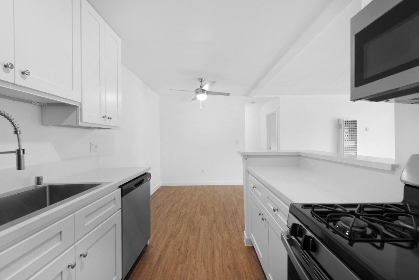 Pine Meadows Apartments Image 12