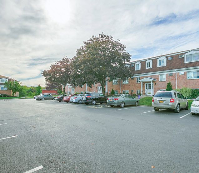 Knollcrest Village Image 11