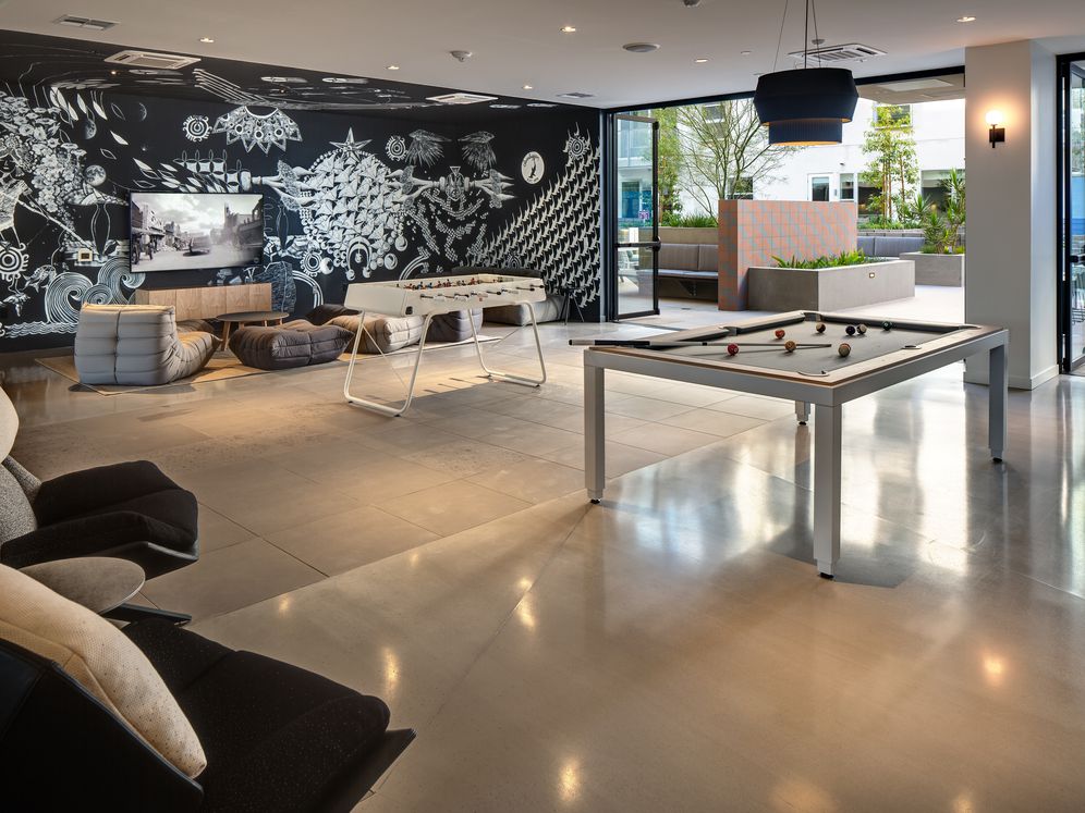 AVA Hollywood at La Pietra Place Image 19