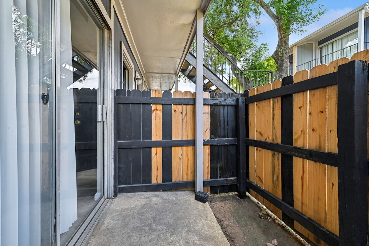 Pine Creek Apartments Image 5