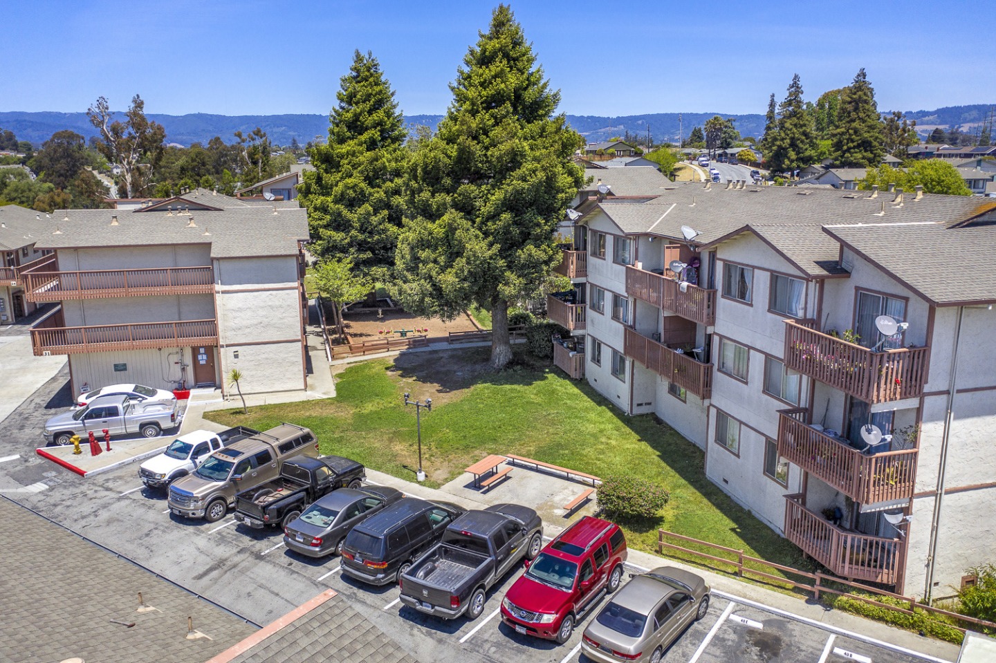 Garden Hill Apartments Image 32