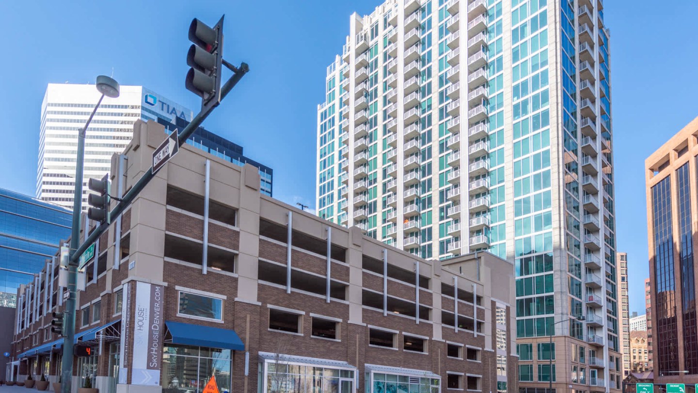 SkyHouse Denver Image 18