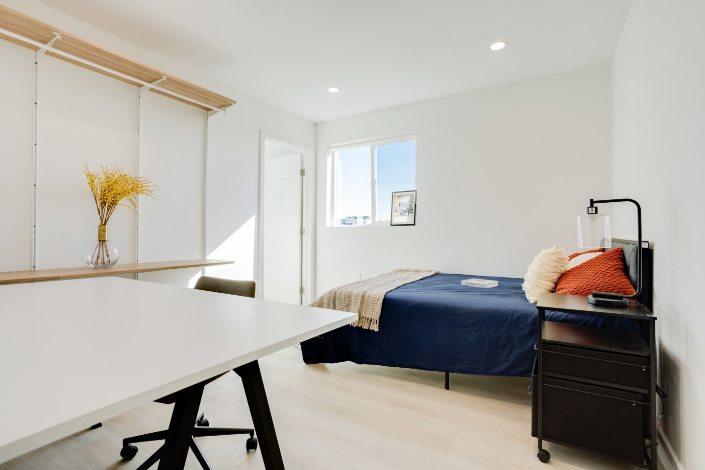 1224 W 37th Place - Co-Living Image 34