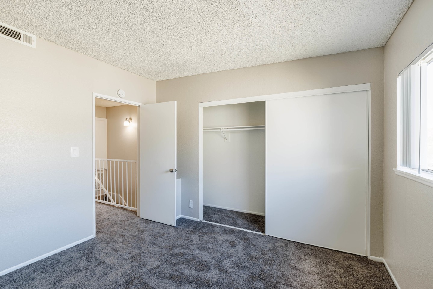 Woodlands West Image 18