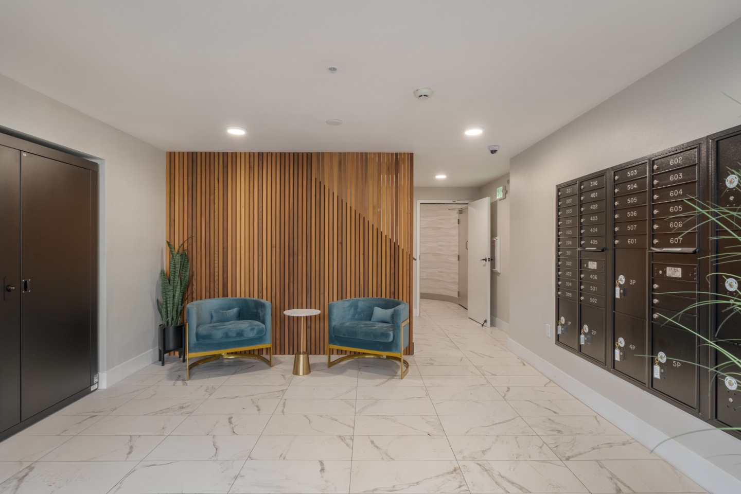 Thea Apartments Image 2