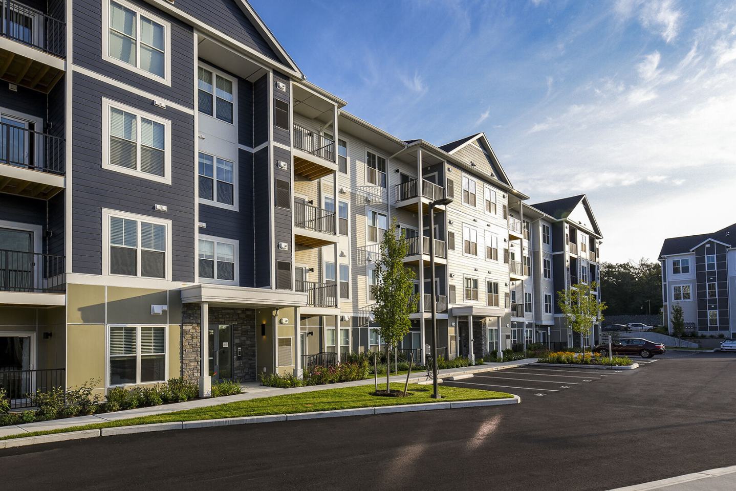 J Woburn Heights Image 10