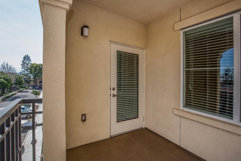 Senior Housing - Monaco Apartments Image 15