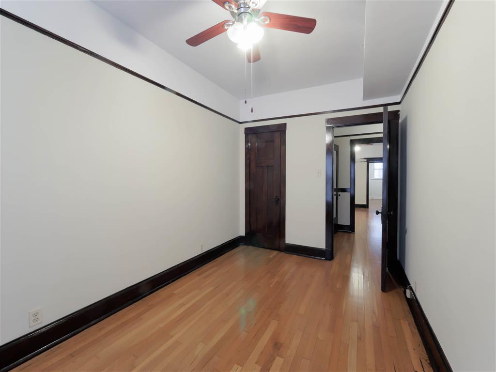 The Pelham Image 14