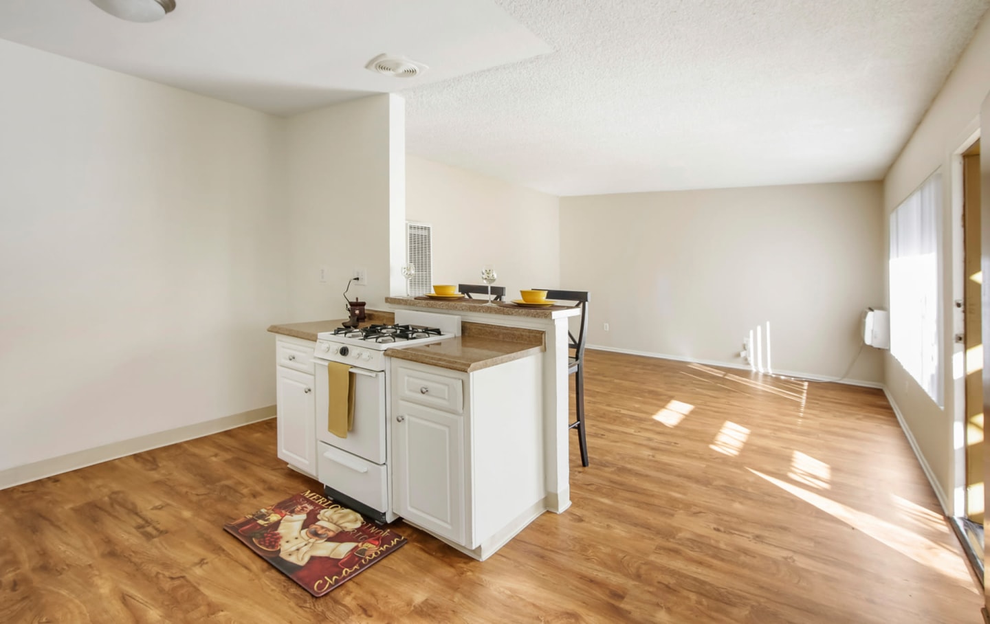 Villa Toscana Apartment Homes Image 8