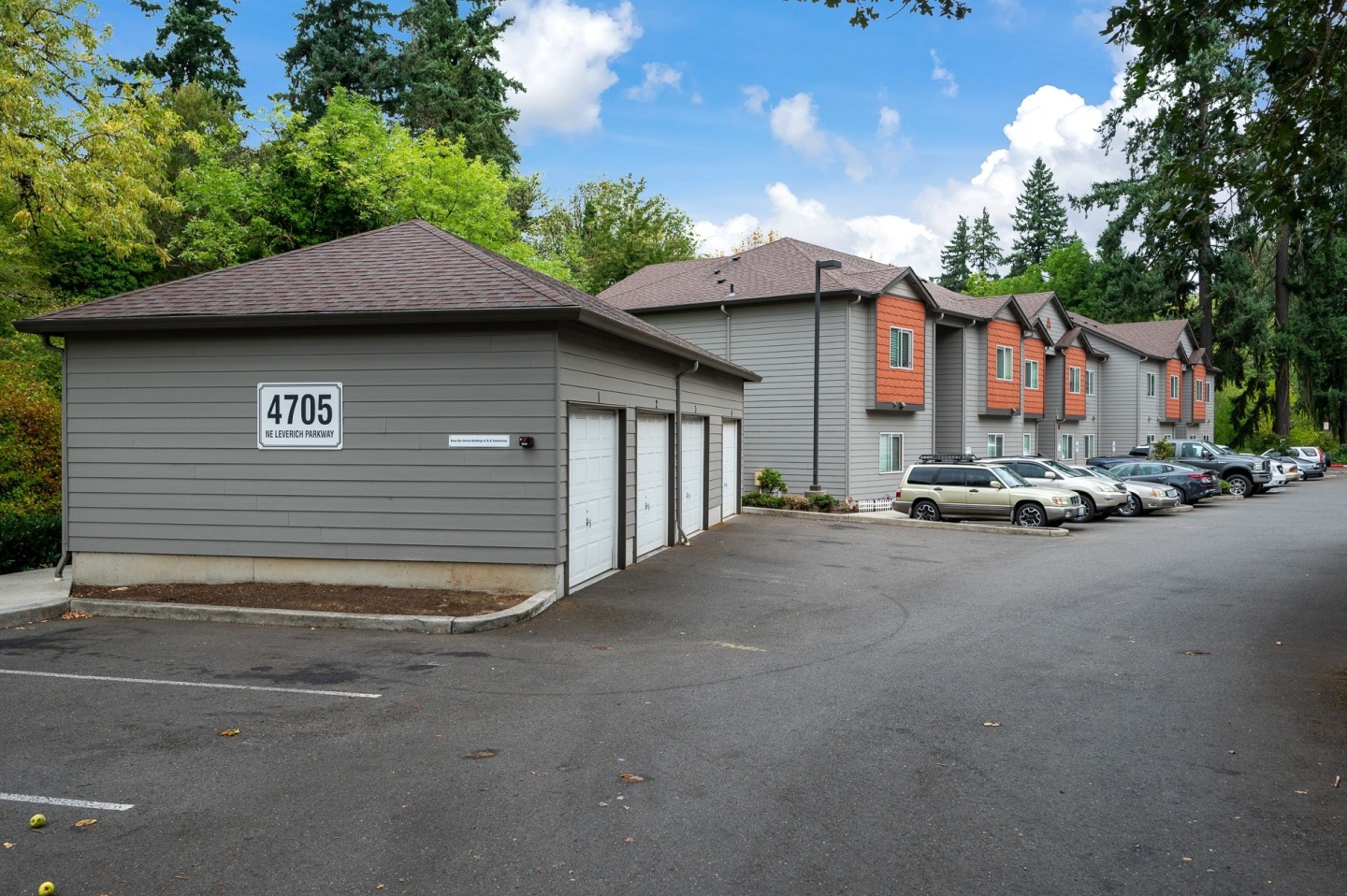 Leverich Apartments Image 20