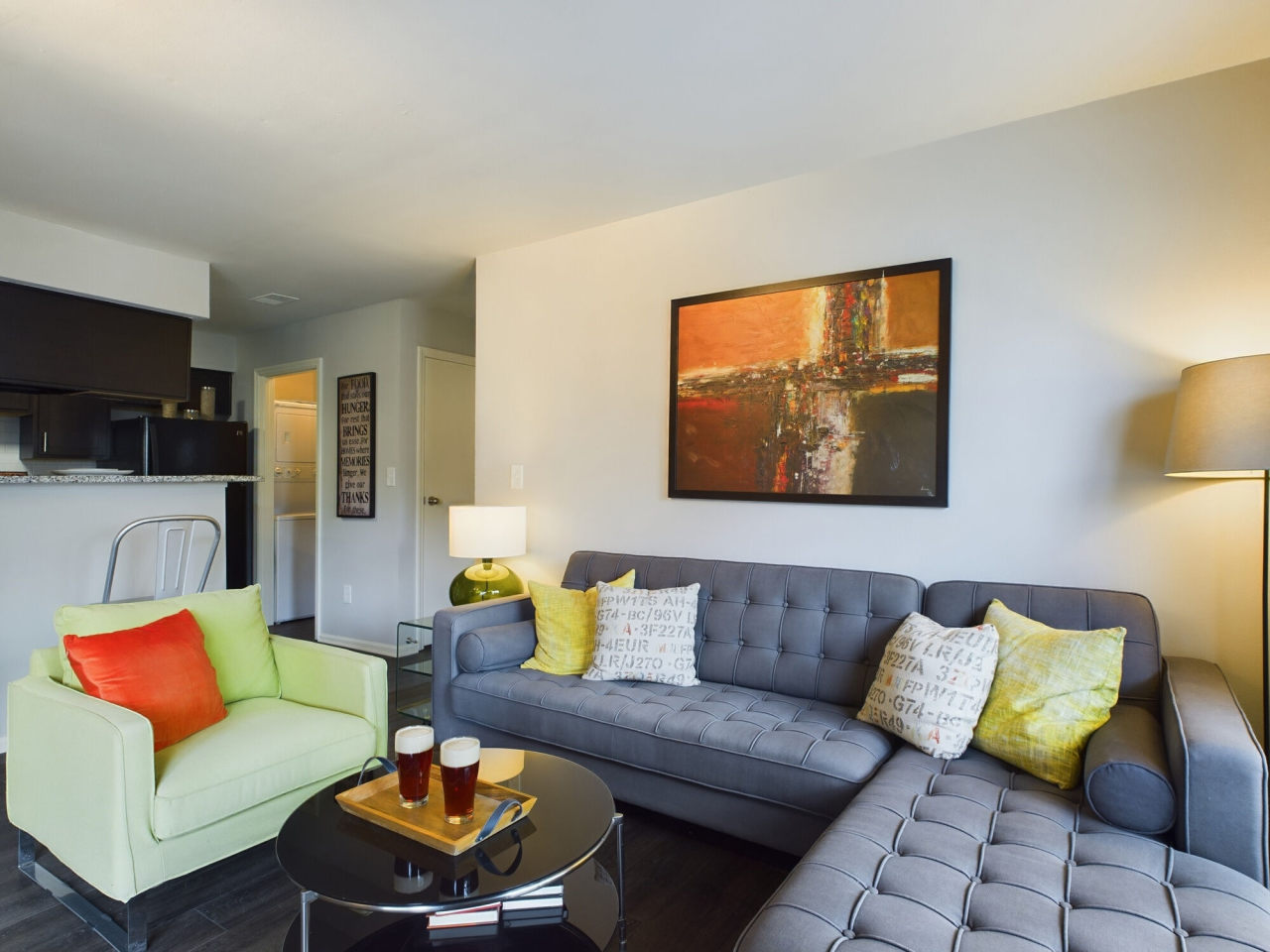 Lakeshore Apartments Image 25