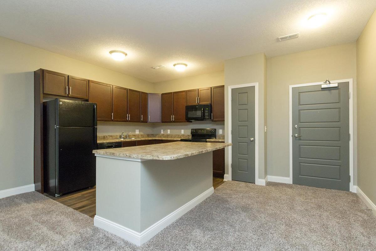 Summit at Sunnybrook Village Image 3