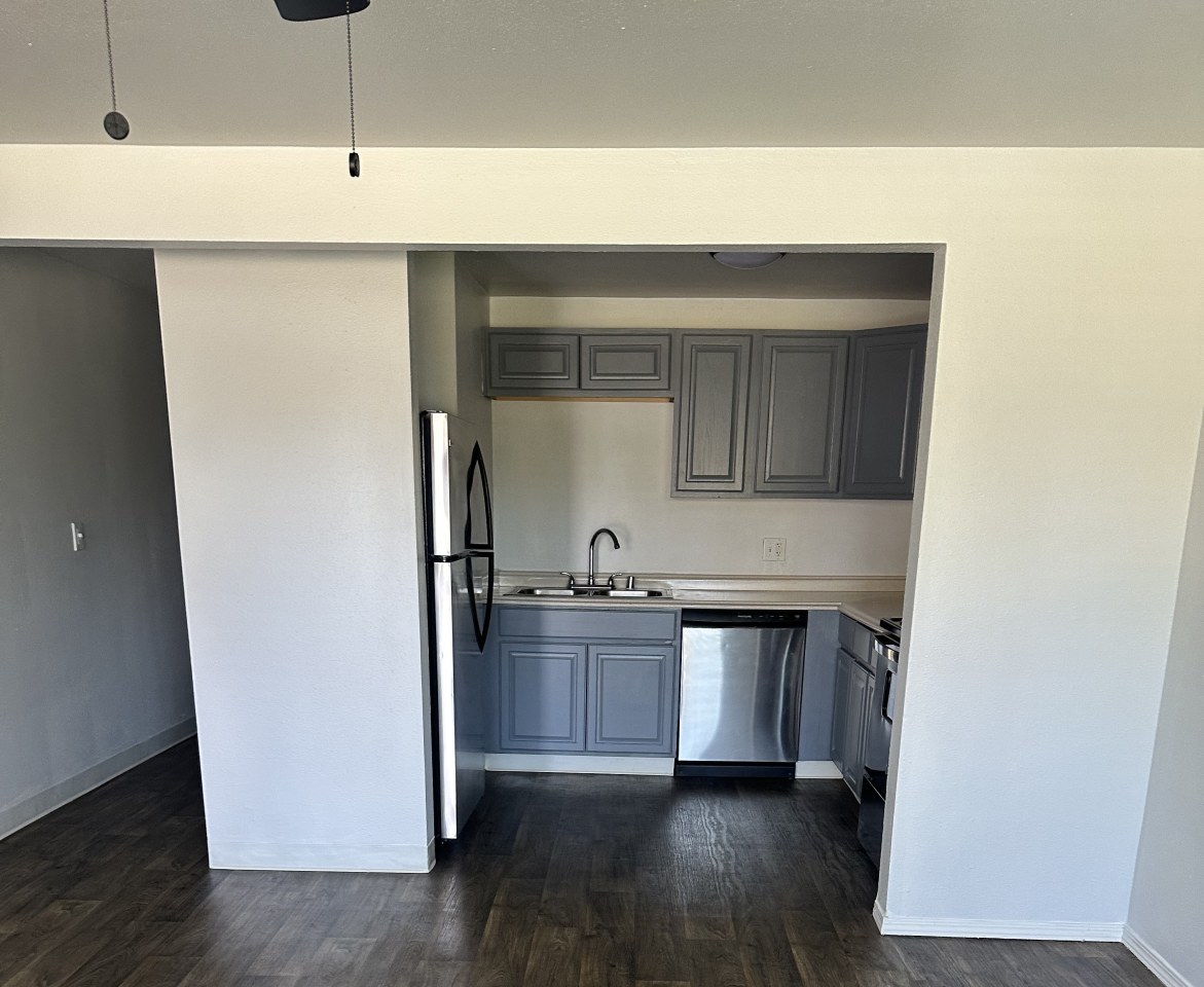 Kentwood Apartments Image 11