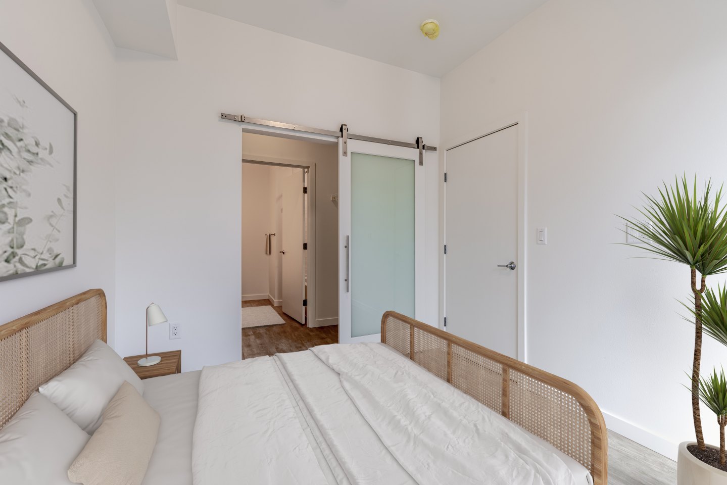 Copal Bellevue Apartments Image 4