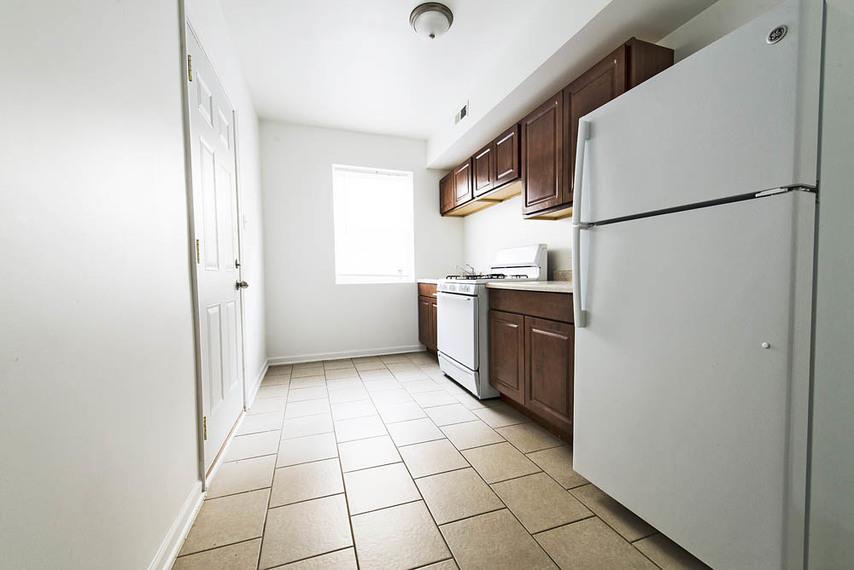 1117 N Lawler Ave Image 6