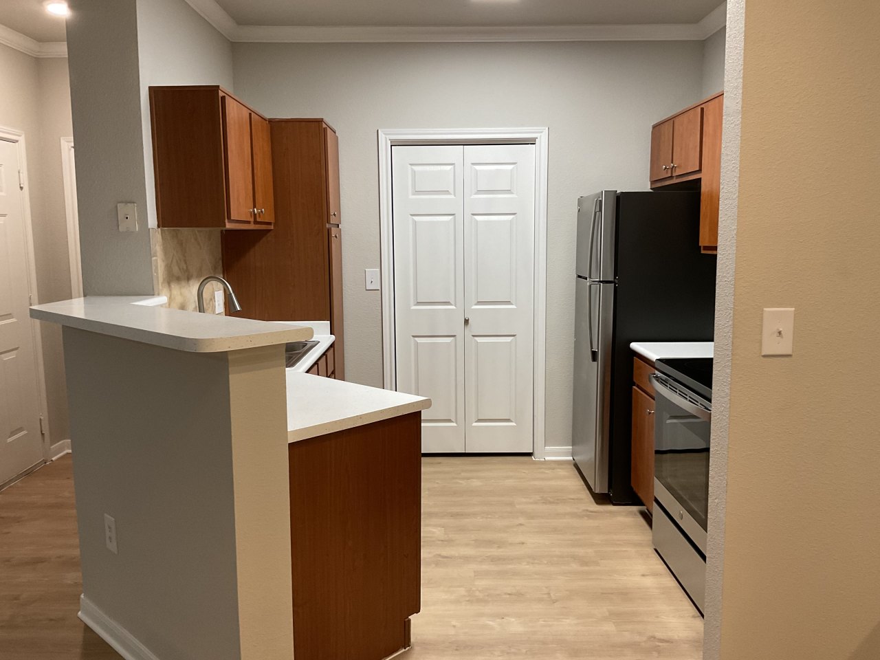 Mission Oaks Apartment Homes Image 11