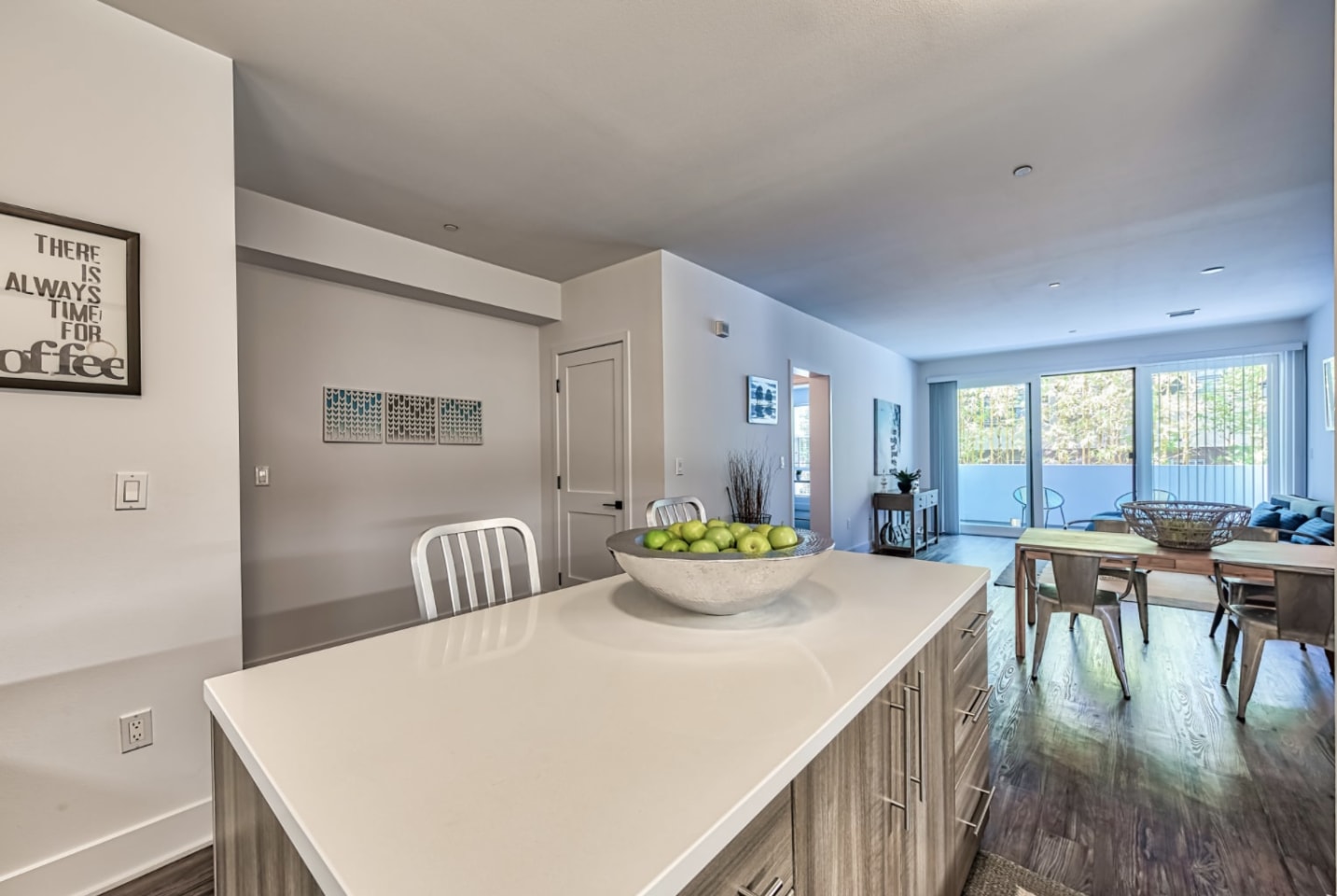 Wellesley House Apartments Image 33