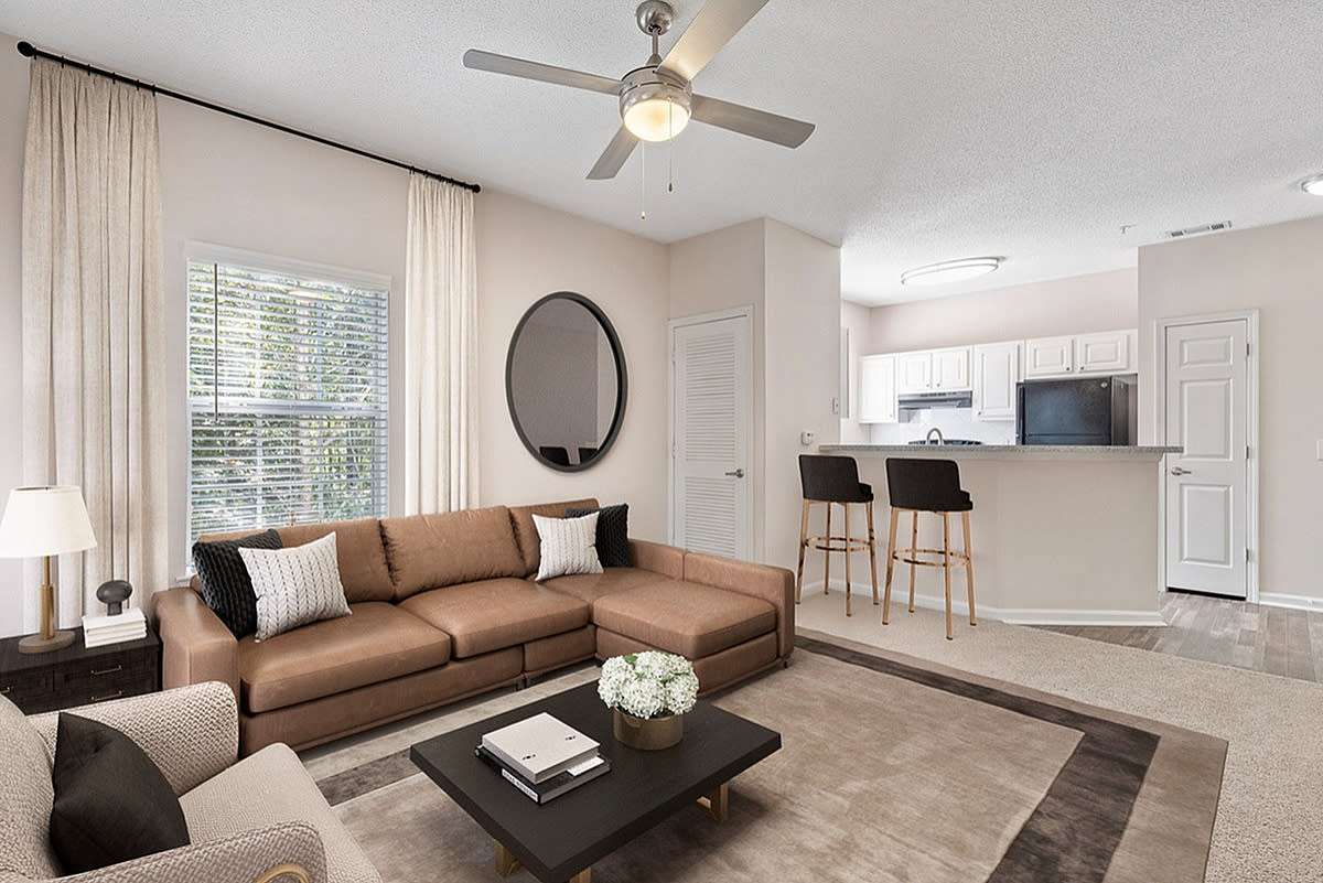 Summer Park Apartments Image 16