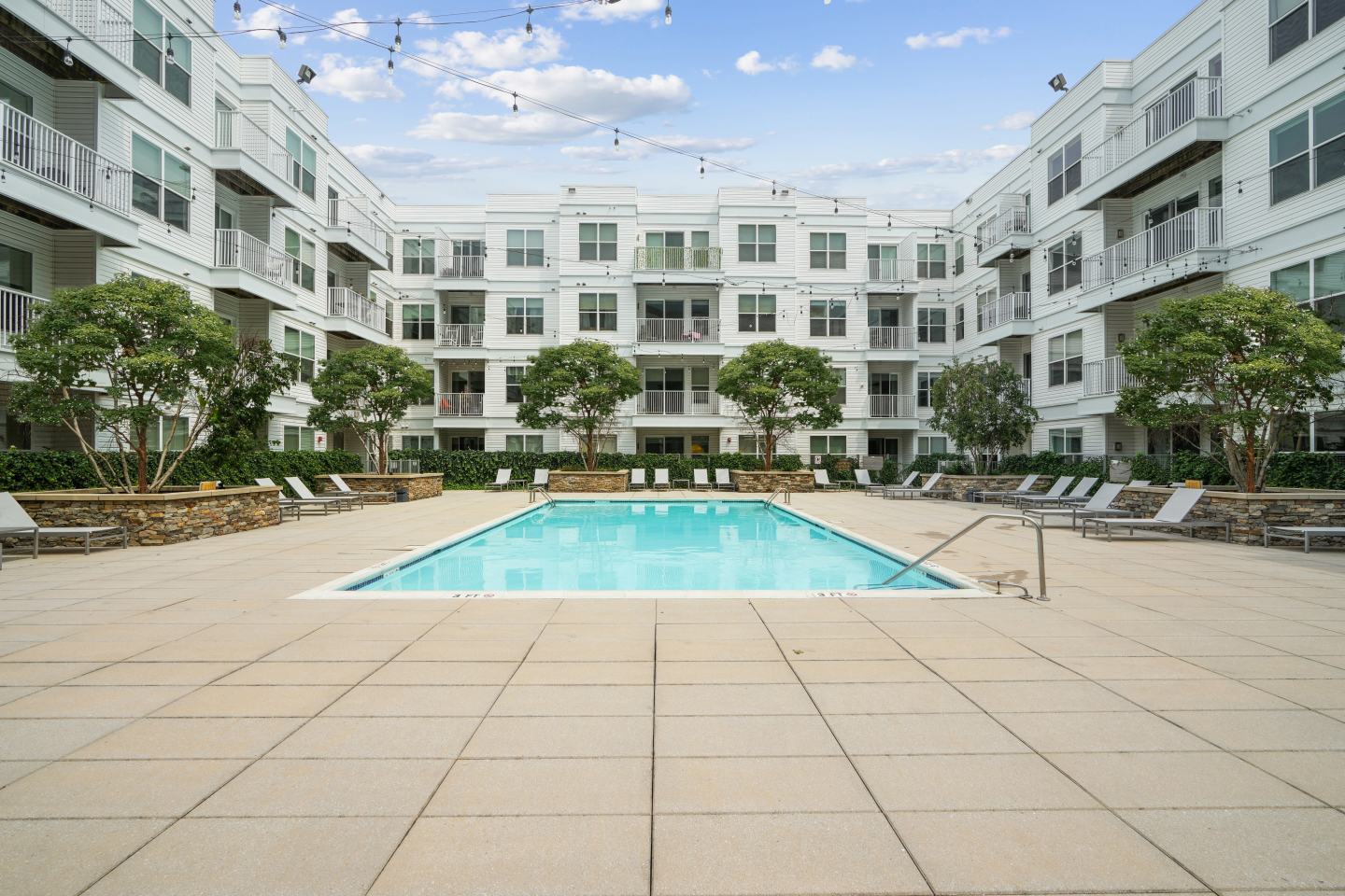 75 Tresser Image 19