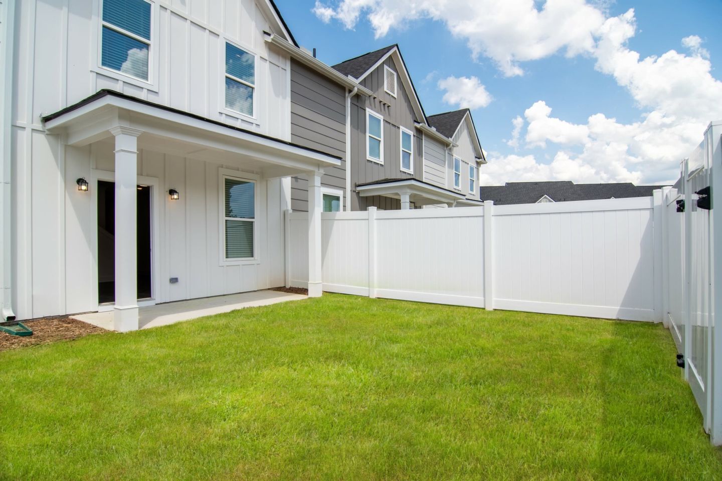 Summerwell Parkway Village Image 24