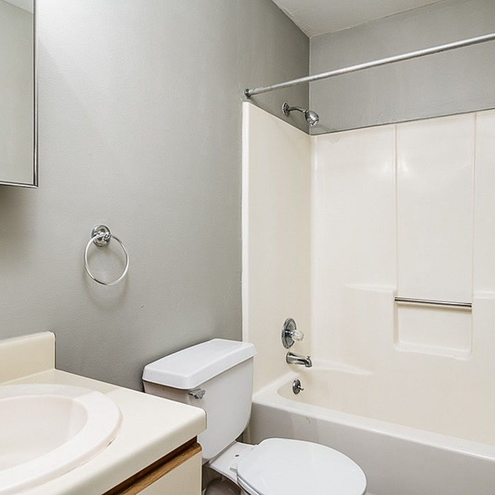 The Cove Apartment Homes Image 17