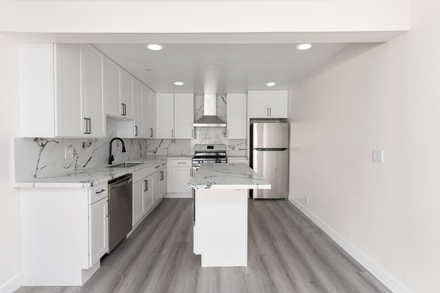Seaview Terrace Apartments Image 2