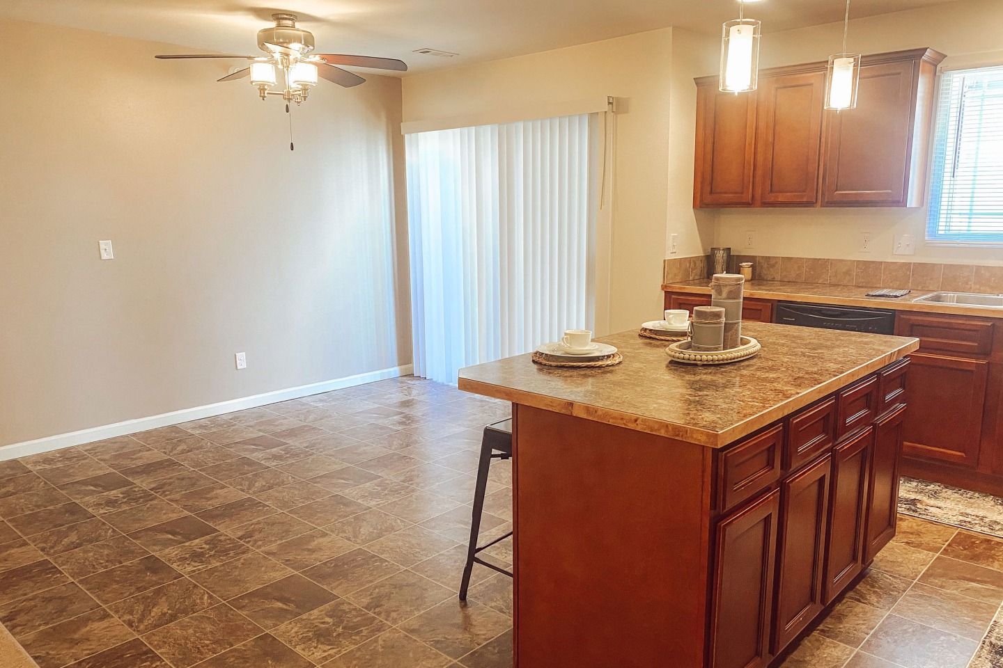 Phoenix Ridge Apartments Image 3