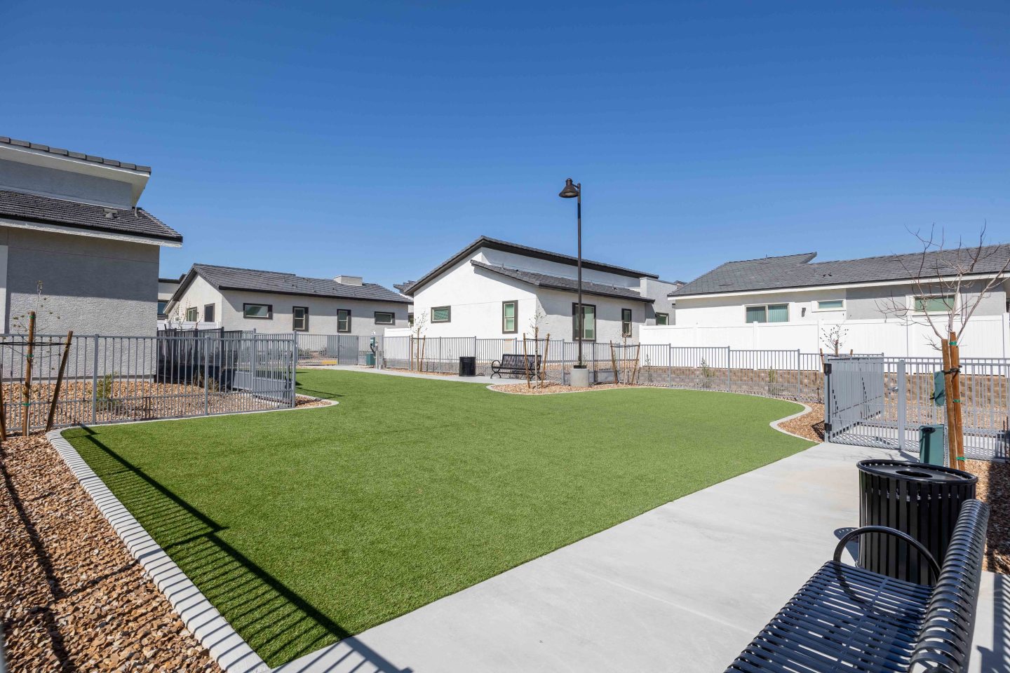 Quarter North Image 45
