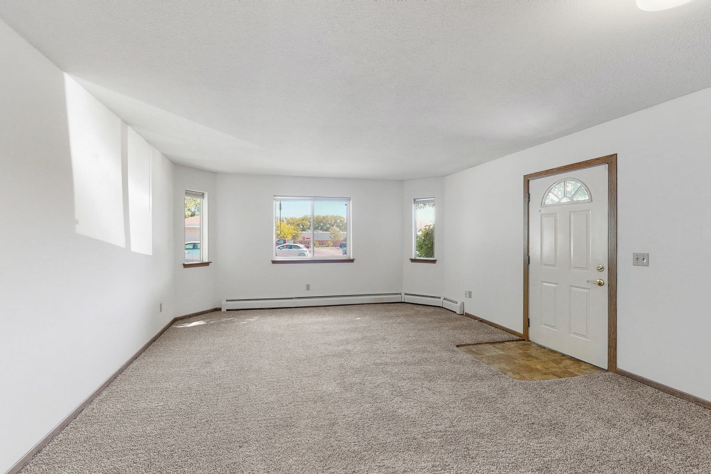 Ashford Apartments Image 32