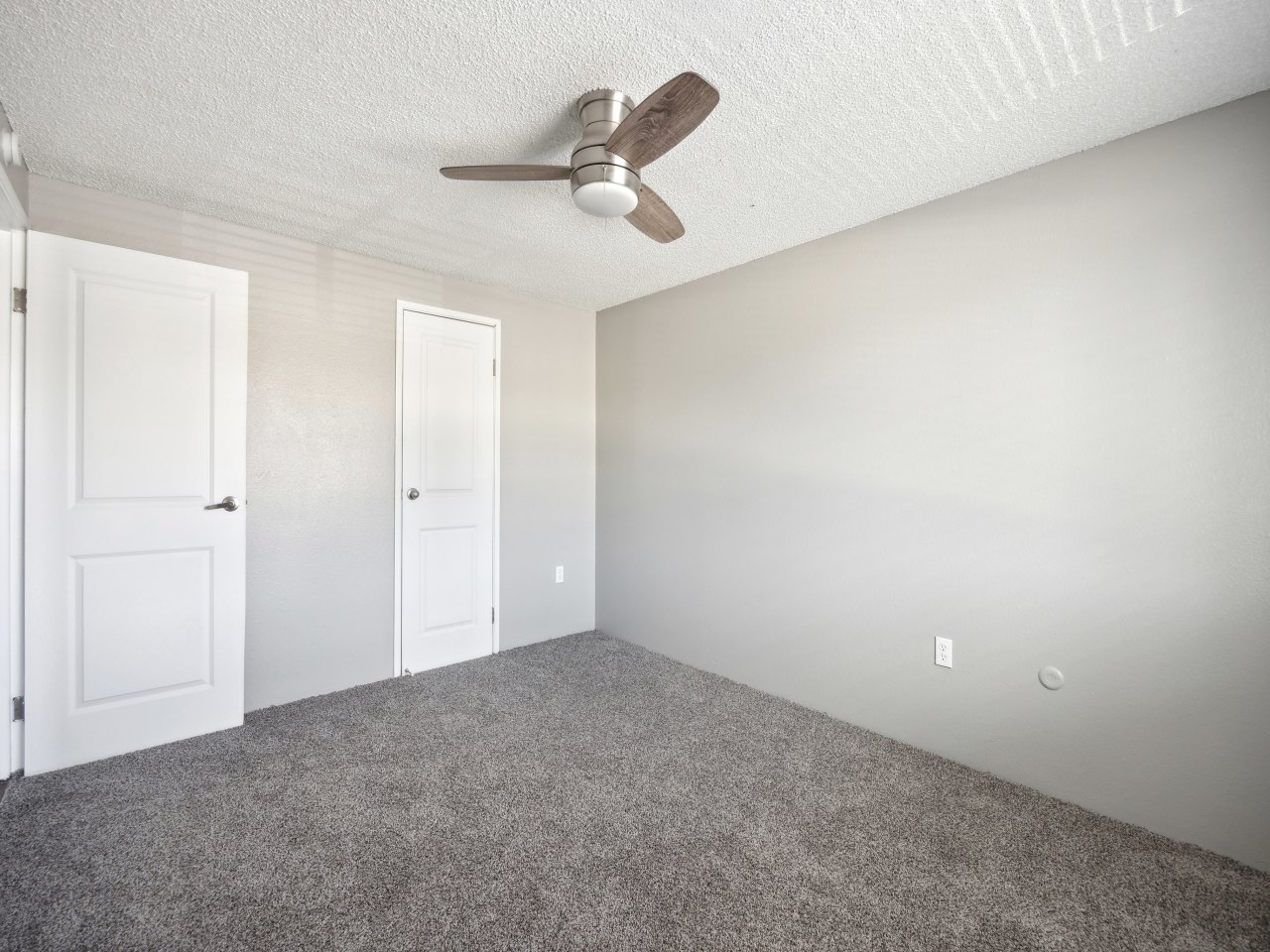 Newport Square Apartments Image 45