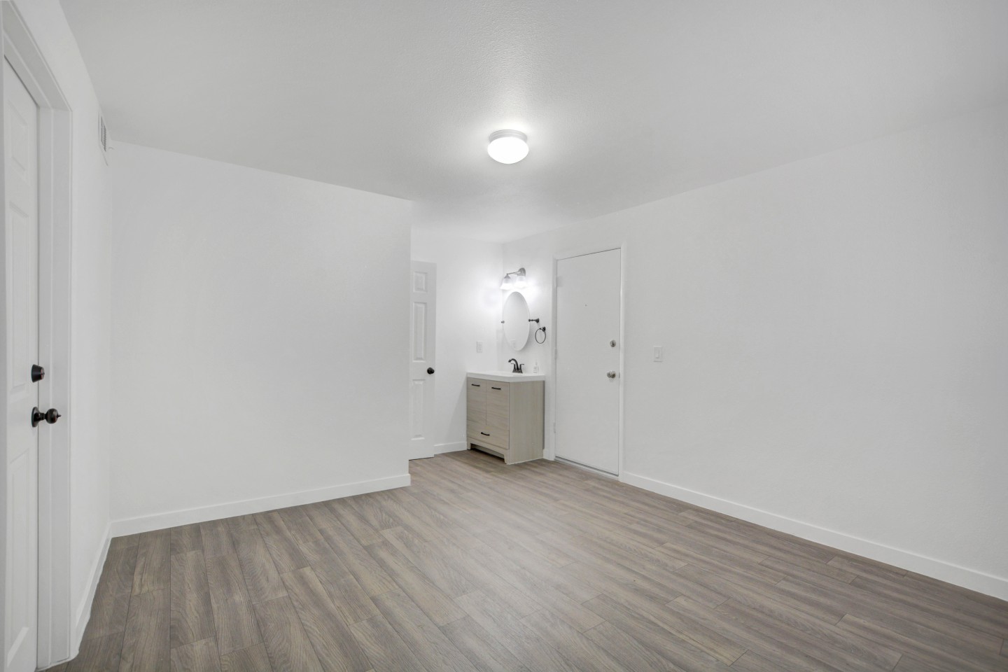 Viva Apartments Image 44