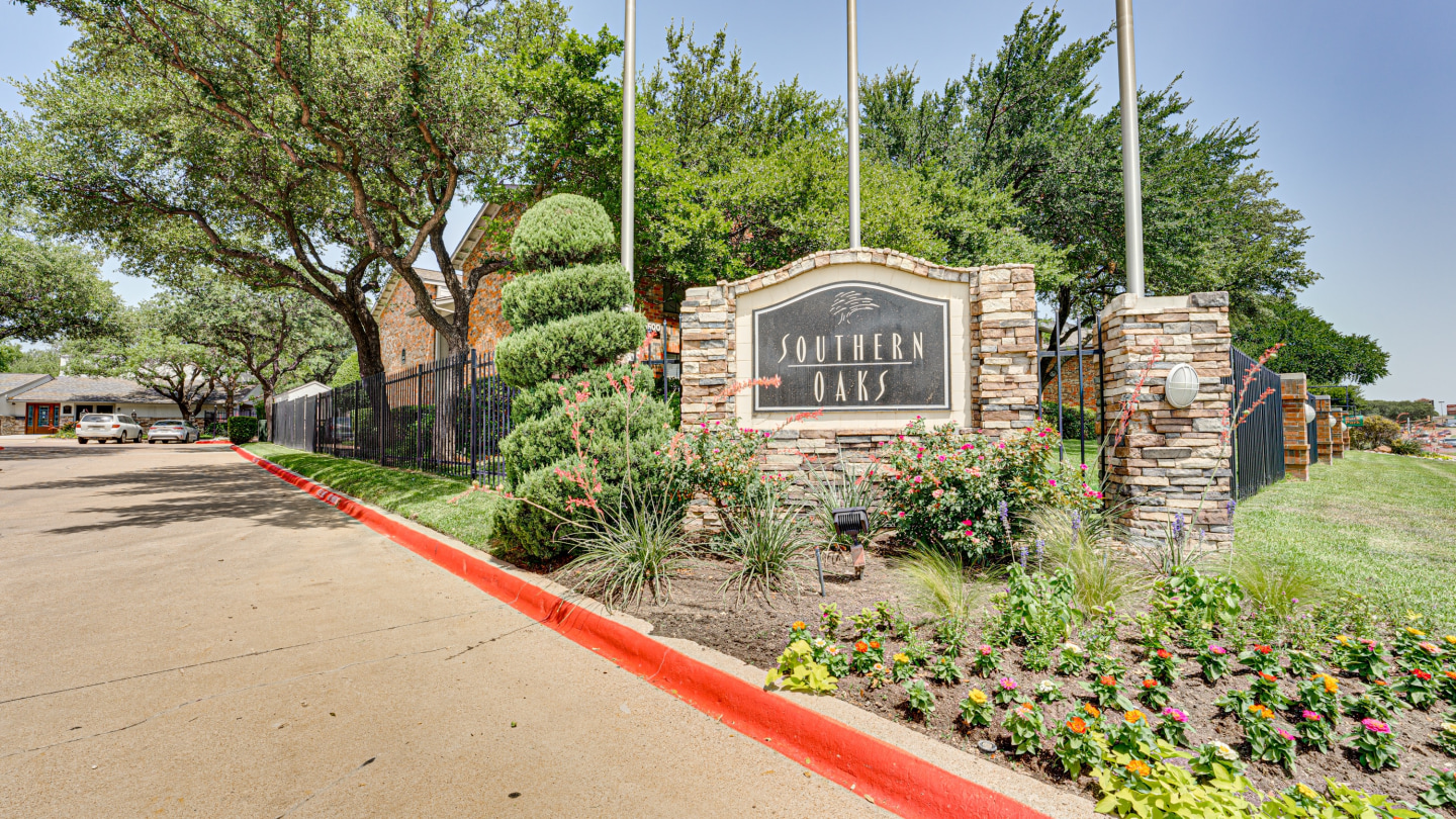 Southern Oaks Image 32