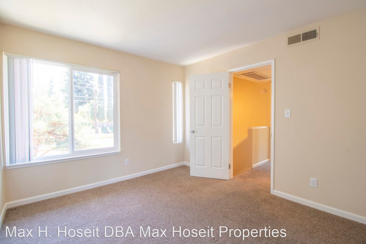 Woodburn Townhomes Image 11