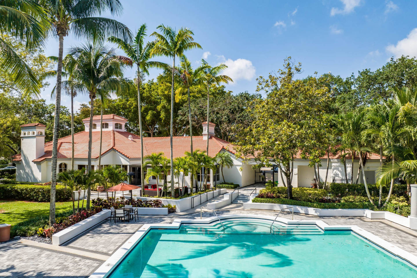 Pinebrook Pointe Image 17