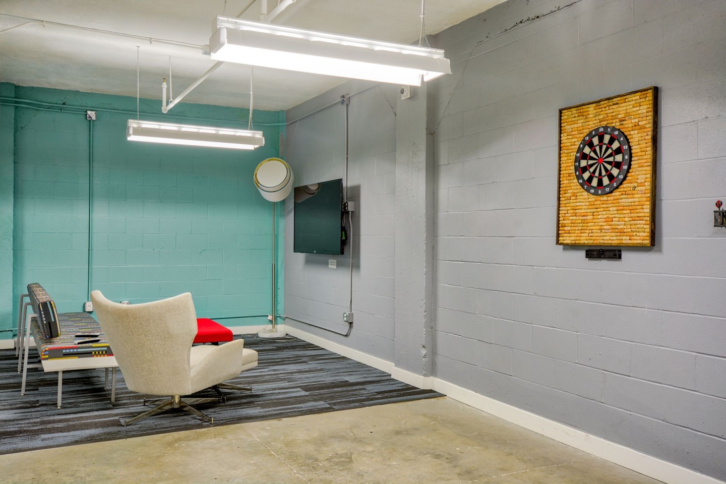 R & T Lofts Image 34