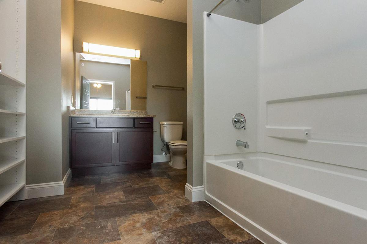 Summit at Sunnybrook Village Image 49