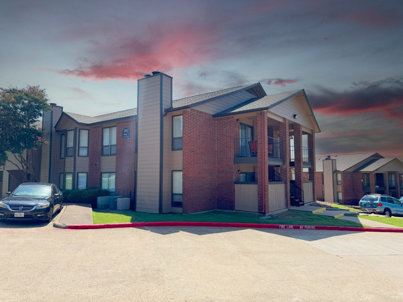 Valley Creek Apartments Image 1