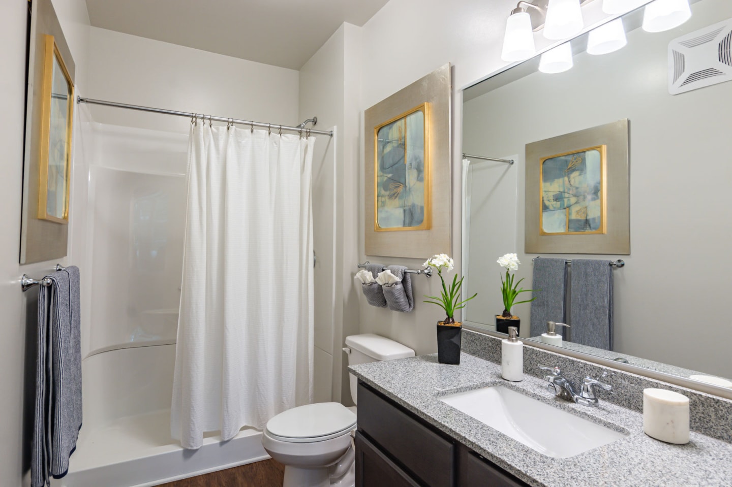 Glenmoor Oaks Image 13