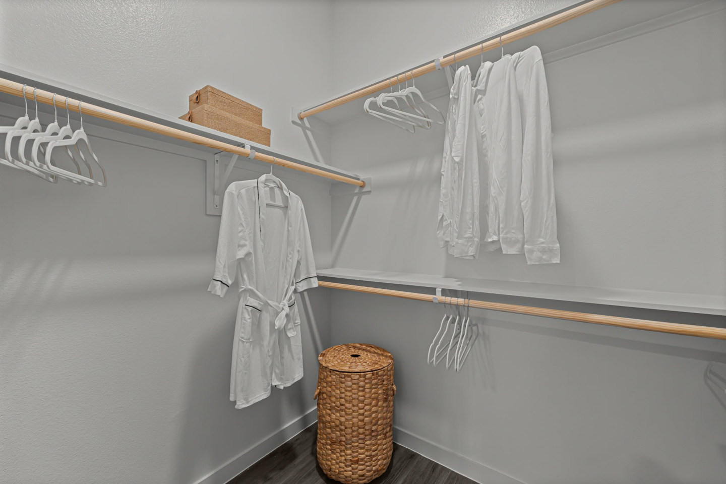 Junewood Apartment Homes Image 30
