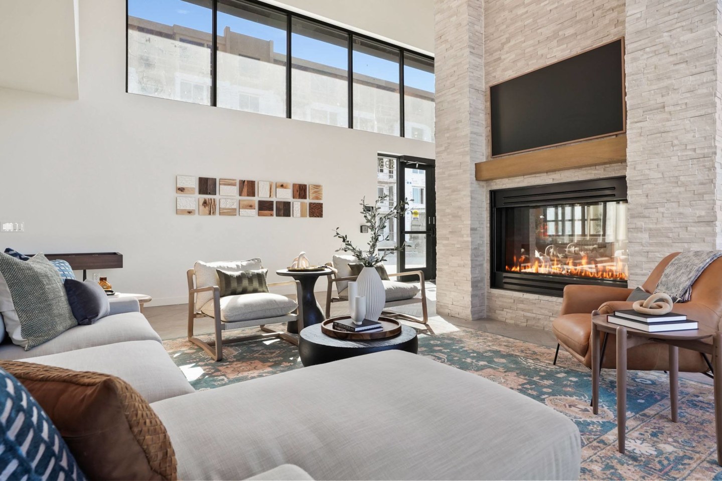 Alana Apartments Image 19