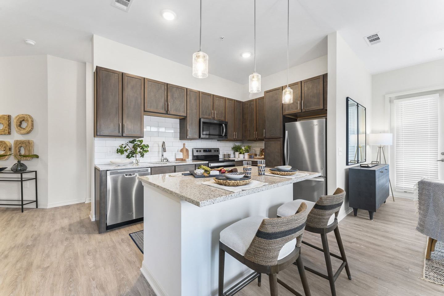 The Reef Oceanside Apartments Image 2